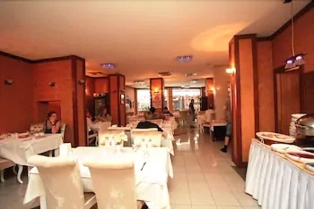 Turvan Hotel Стамбул Экстерьер фото